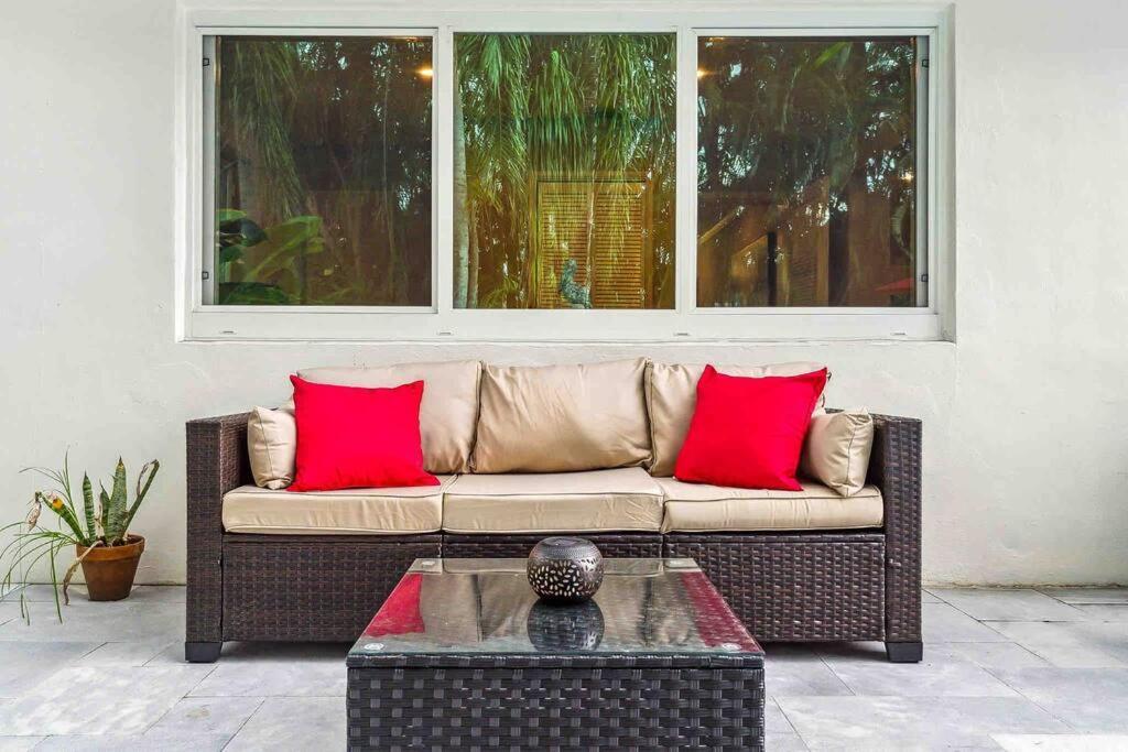 Private Oasis With Pool Near Beaches, Dining & Las Olas Fort Lauderdale Exterior foto